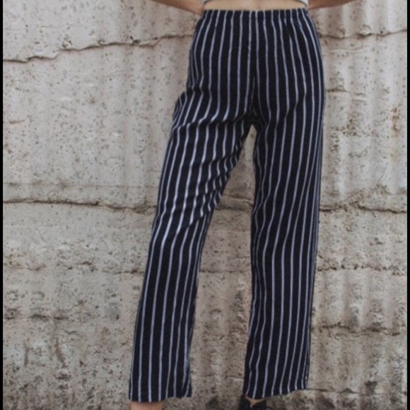 Brandy Melville Pants - Picture 3 of 4